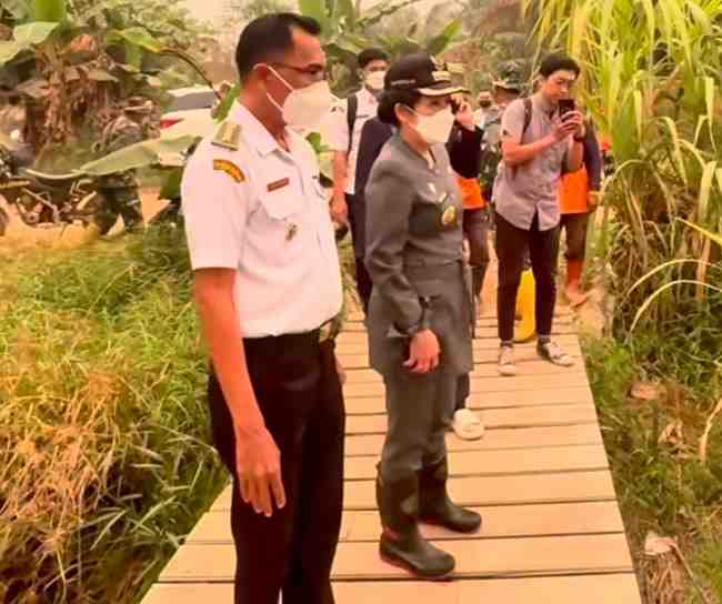 Pemkot Singkawang Kerahkan Ekskavator Normalisasi Drainase Atasi Karhutla