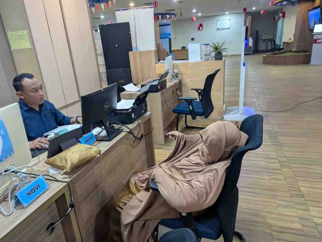 Tak Perlu Menunggu Lama, Lansia Jadi Prioritas Pelayanan Disdukcapil Banda Aceh