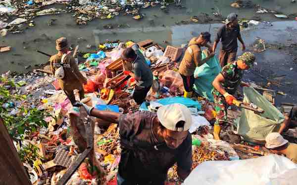 WCD 2026, Pemkot Ternate Gerakkan Warga Bersihkan Lingkungan