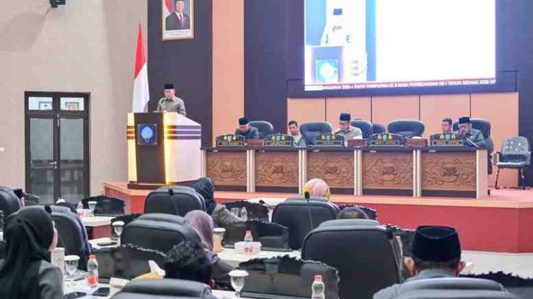  Pemkot Ternate Tetapkan Ranperda Perubahan APBD 2026 Rp988,83 Miliar