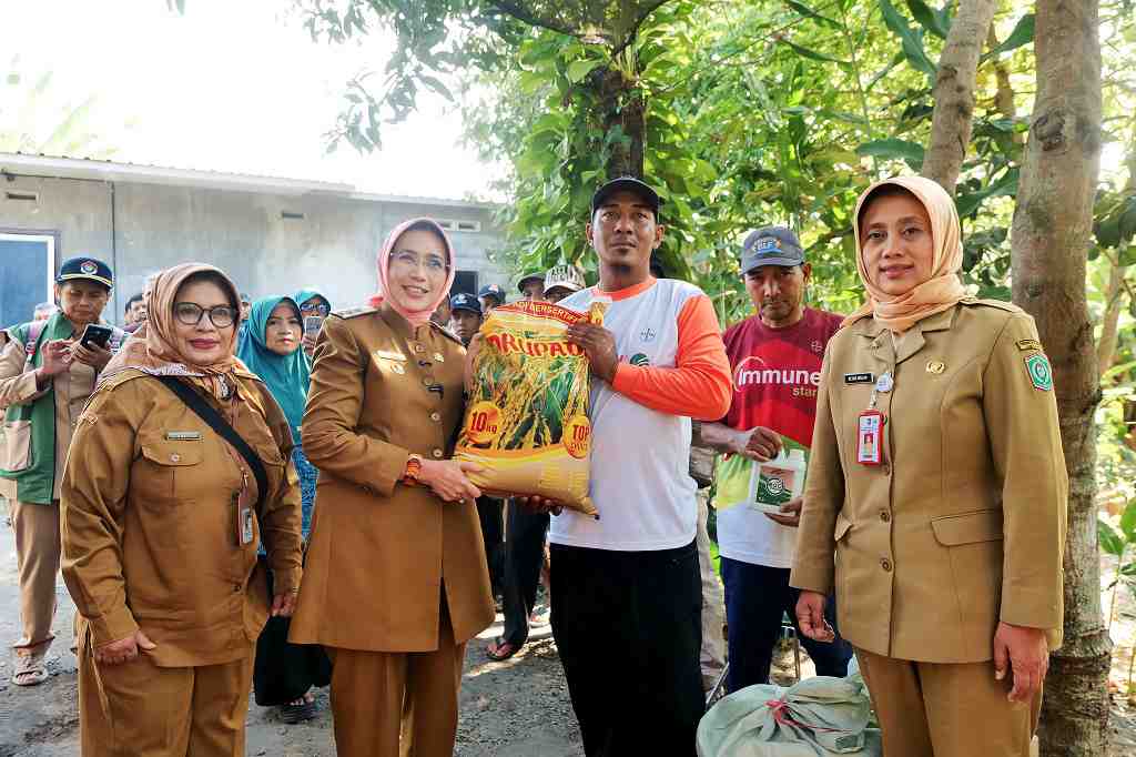 Dukung Ekonomi Desa, Pemkab Lumajang Bantu Sektor Pertanian dan Perikanan