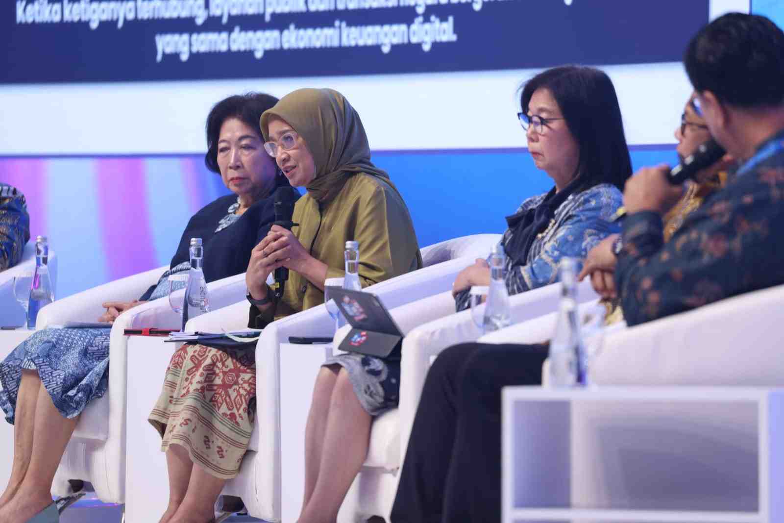 Gaungkan 'One Nation, One Experience', Menteri PANRB Targetkan Kesetaraan Layanan Digital Publik