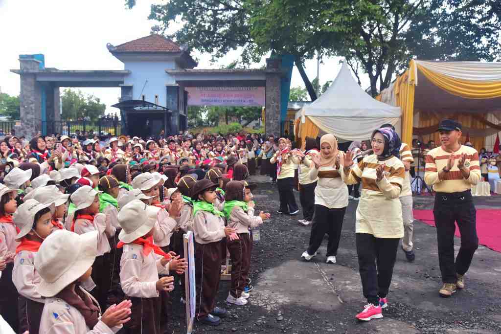 Orang Tua dan Guru Diminta Ciptakan Lingkungan Positif bagi Anak