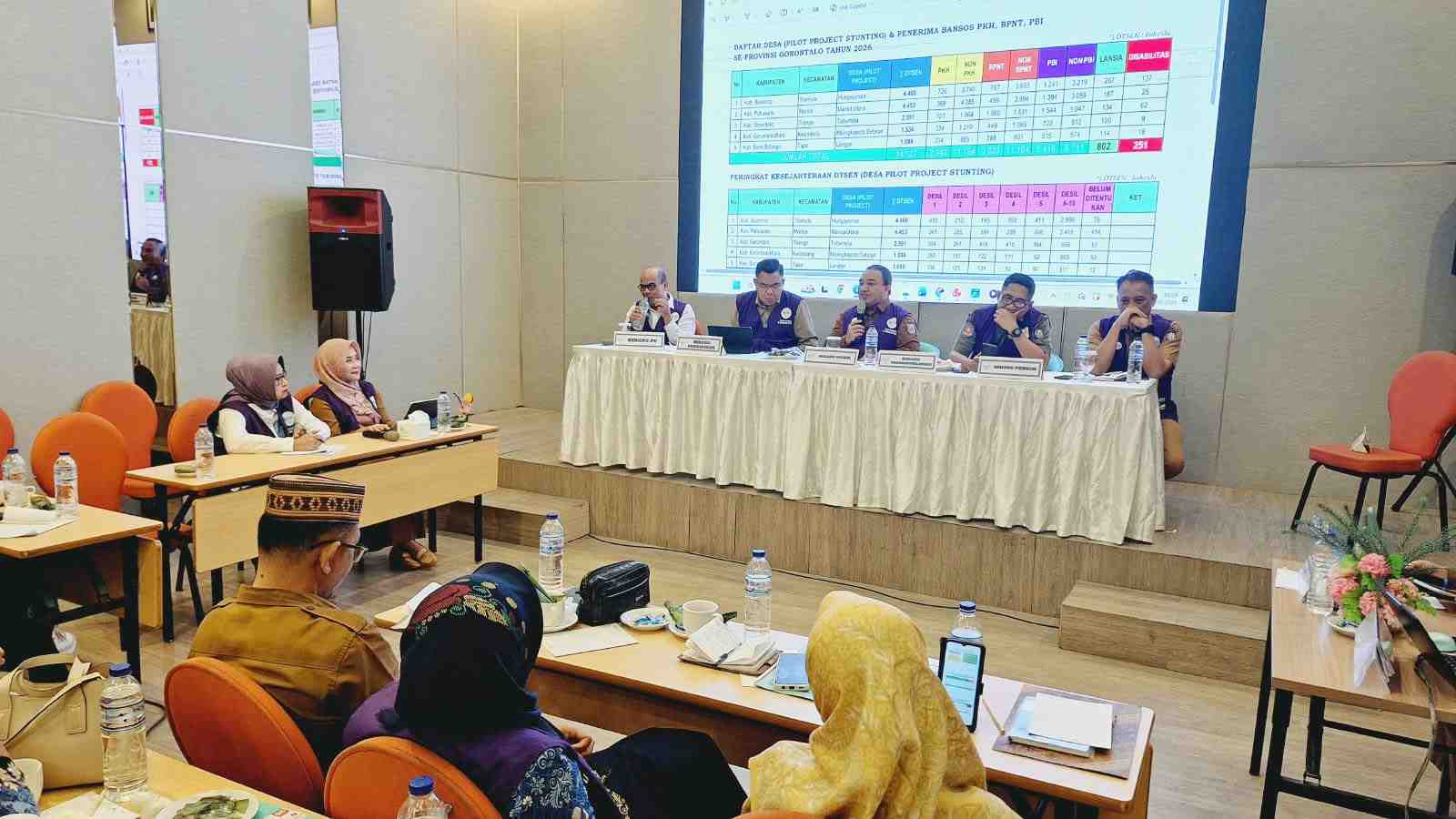 Dinsosdukcapil Gorontalo Tegaskan Peran Strategis Kader Posyandu 