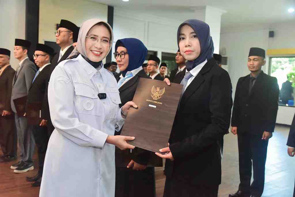 Pahami Tupoksi dan Perkuat Koordinasi, Pesan Bupati Lumajang kepada Pejabat Baru