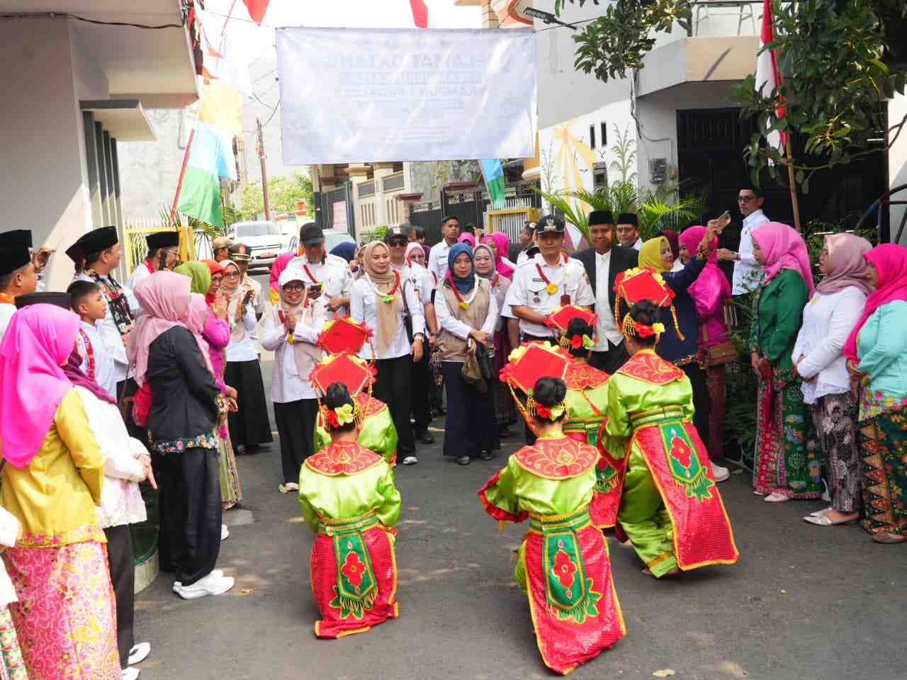 Remaja RW 08 Sukabumi Utara Padukan Pelestarian Budaya dan Gerakan Kampung Iklim