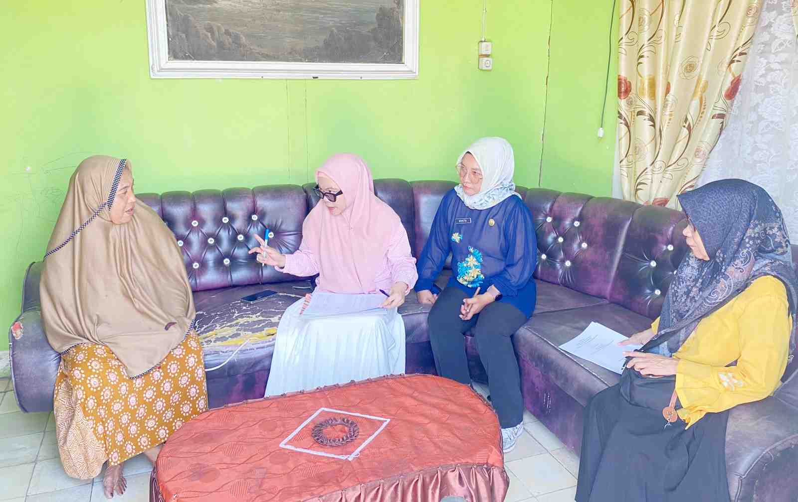 Dinsosdukcapil Verifikasi 39 Calon Penerima Bansos UEP 