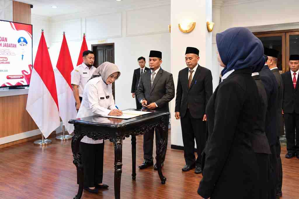 Bupati Lumajang Minta Jabatan Kosong Segera Diisi, Tak Perlu Tunggu Semua Posisi