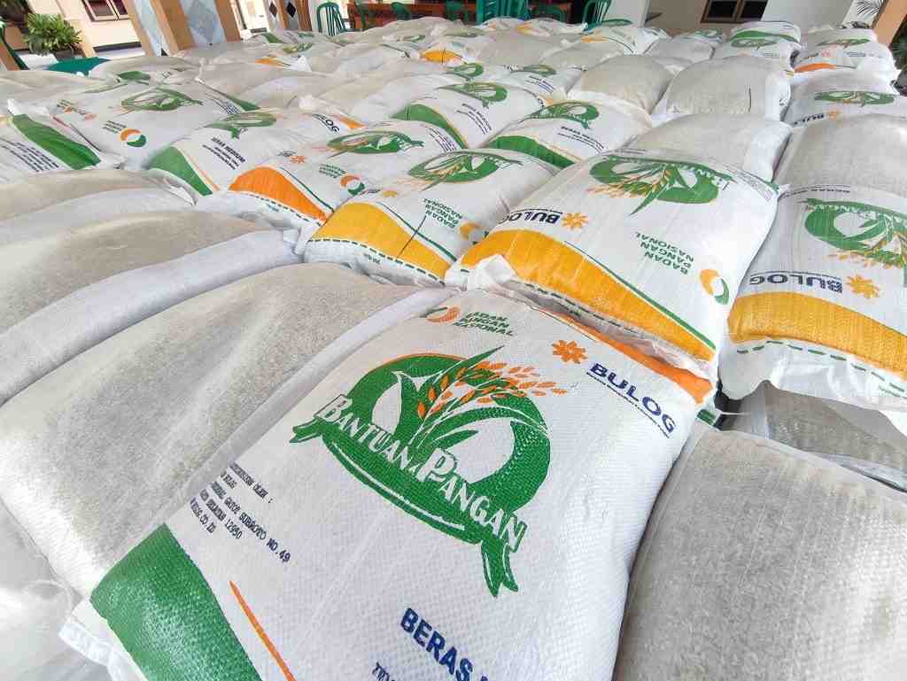 Sebanyak 144.540 KPM Lumajang Terima Bantuan Beras 30 Kg