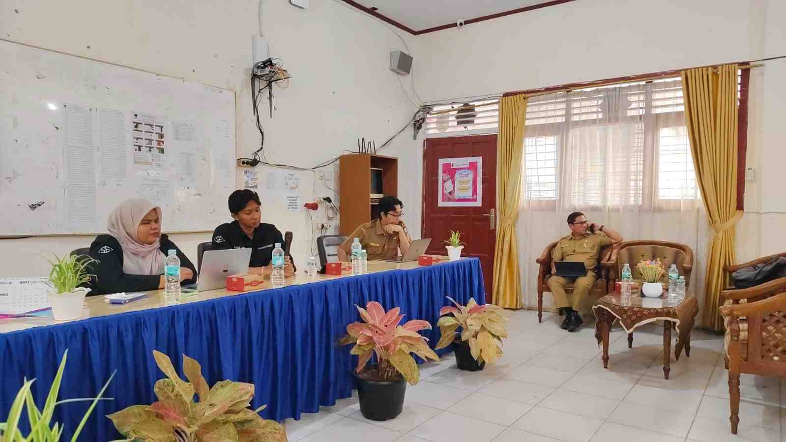 SMPN 17 Padang Kembangkan LMS untuk Digitalisasi Pembelajaran