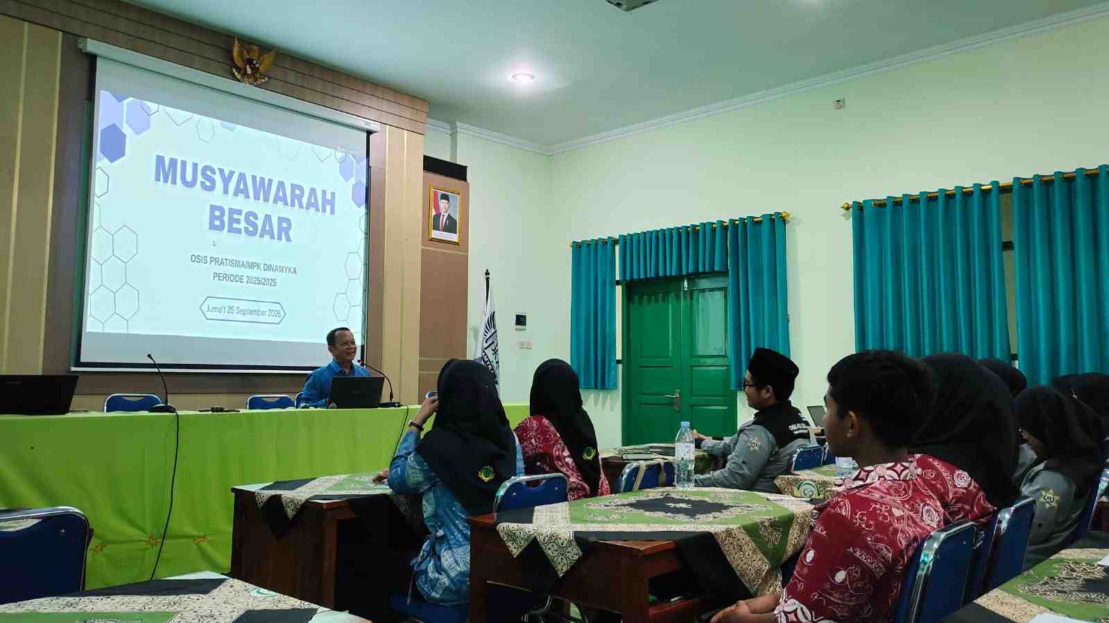 Tanamkan Nilai Demokrasi dan Transparansi, MPK dan OSIS MAN 4 Sleman Gelar Musyawarah Besar