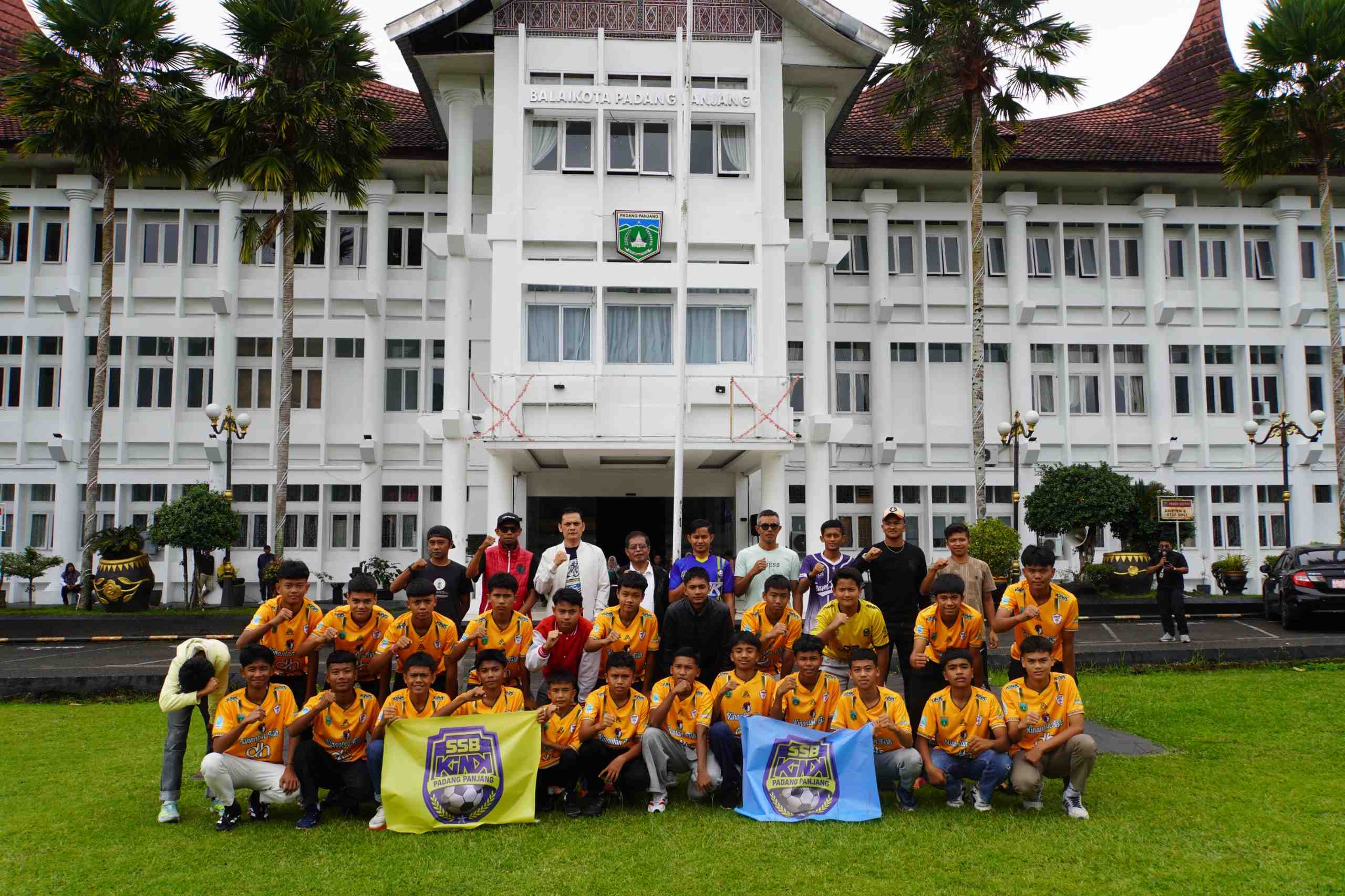 Pemko Padang Panjang Dukung SSB Kinantan KINK U-15 Berlaga di Piala Soeratin Regional Sumatera
