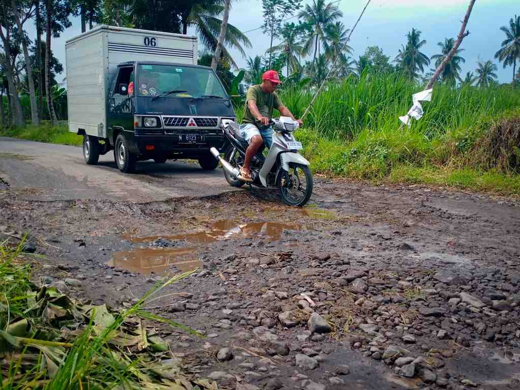 Pemkab Lumajang Siapkan Peningkatan Jalan Tempeh-Gesang Sepanjang 5,2 Km