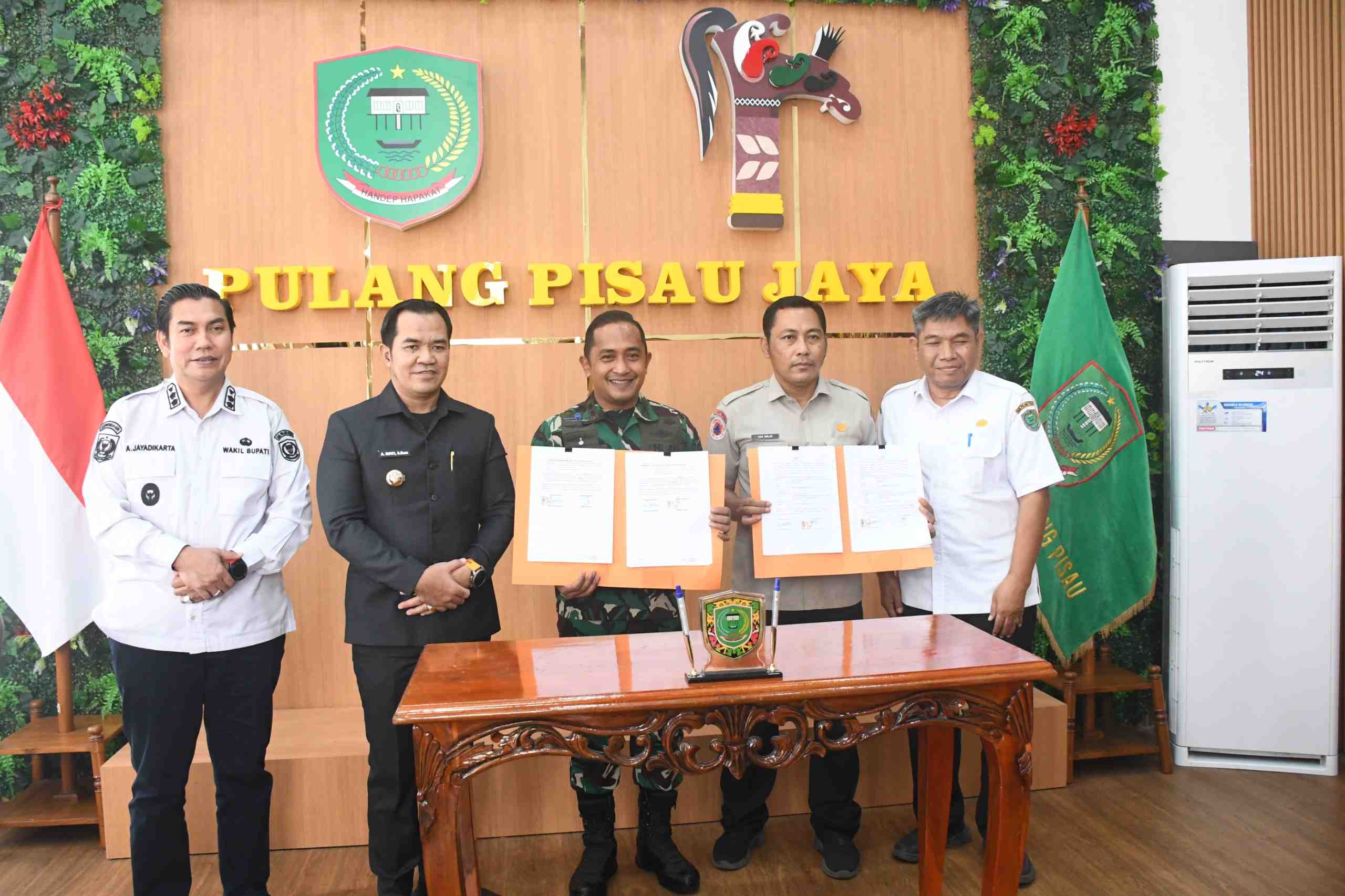 BPBD Pulang Pisau Gandeng Kodim 1011/Kuala Kapuas Teken Kerja Sama Normalisasi Sungai dan Sumur Bor