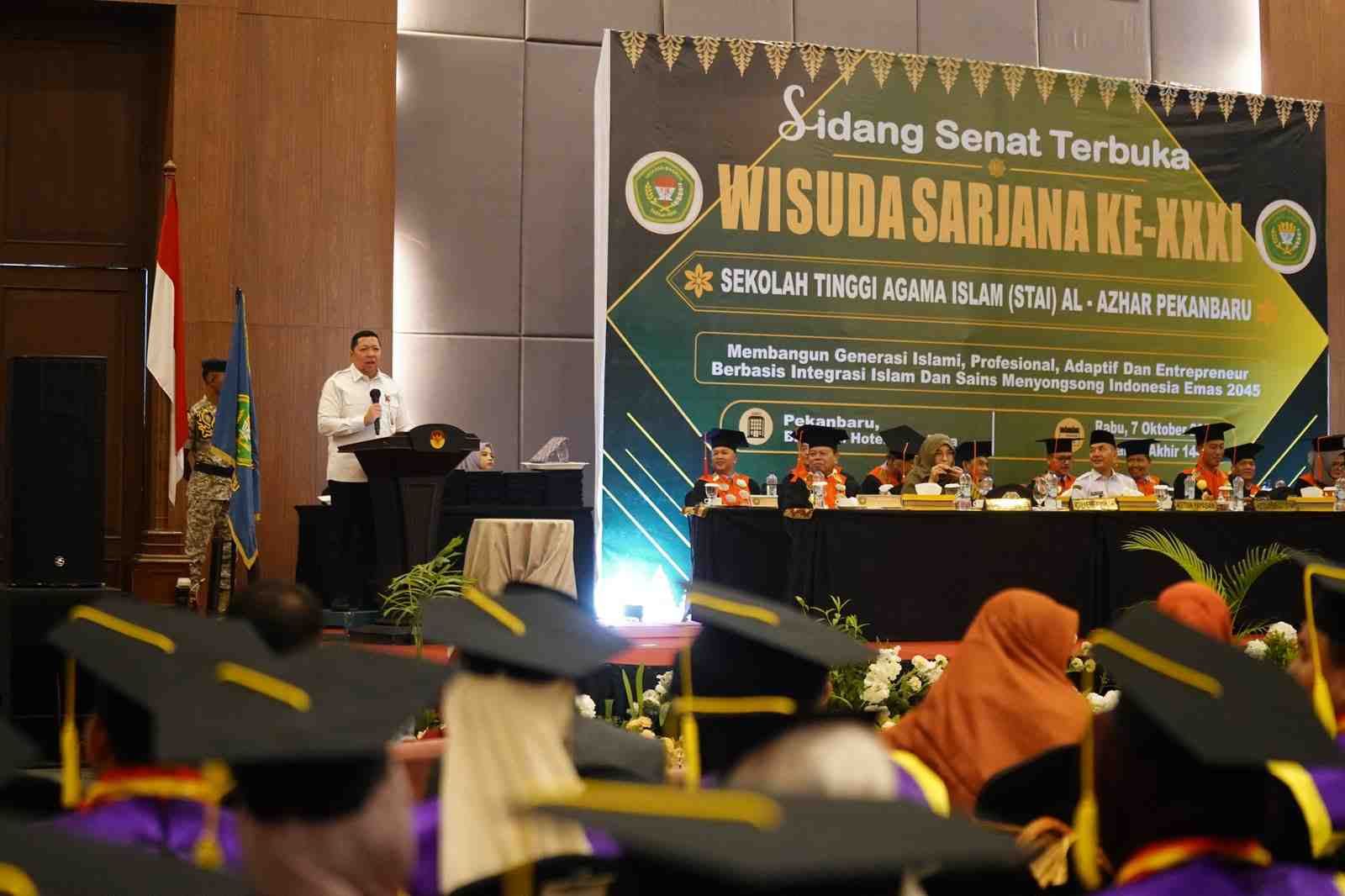 Pemprov Riau ke Wisudawan: Makin Tinggi Pendidikan, Harus Makin Membumi