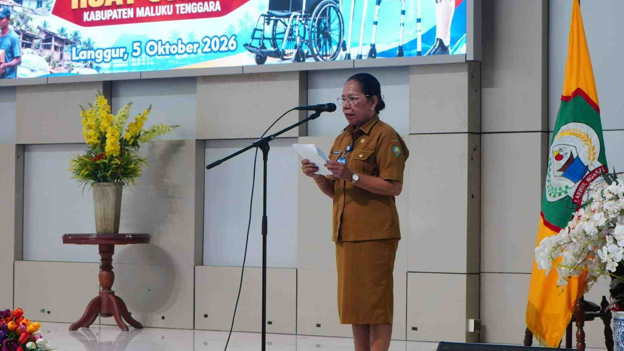 Dari Kursi Roda hingga Sofa, Pemkab Maluku Tenggara Salurkan Bantuan Sosial 2026