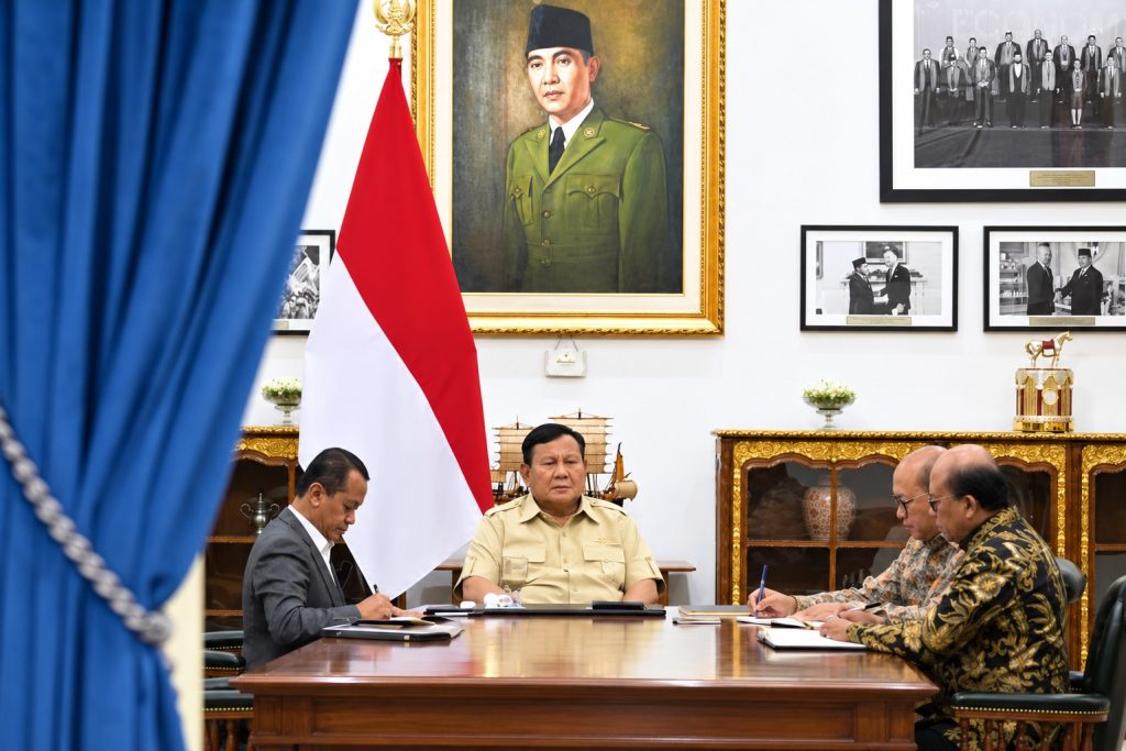 Model Bisnis PLN Bakal Dikaji Ulang, Prabowo Minta Efisiensi dan Layanan Lebih Andal