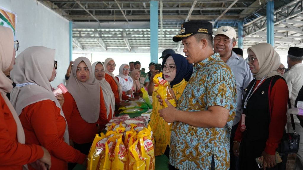 Gerakan Pangan Murah di Menui Kepulauan Jaga Stabilitas Harga Bahan Pokok