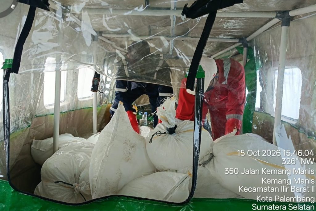 BNPB Semai 1.600 Kilogram Dry Ice untuk Atasi Asap Karhutla Sumsel