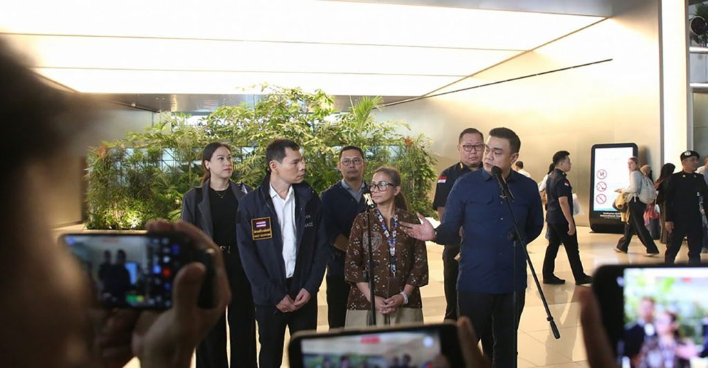 KPK dan Imigrasi Pulangkan Warga Thailand Buron Kasus Suap Proyek US$24,5 Juta