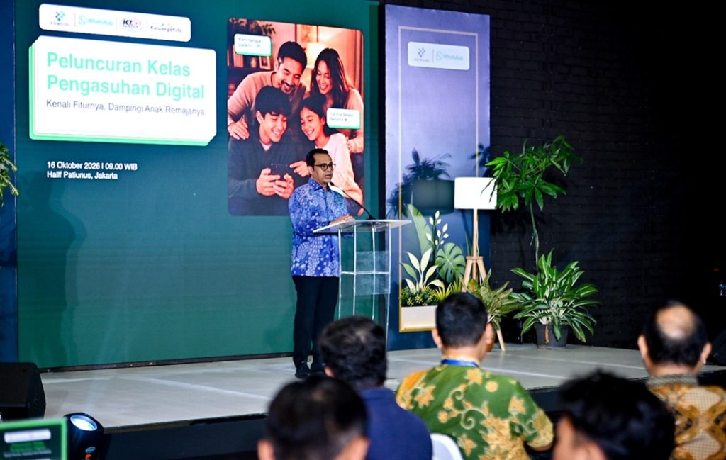 Wamen Nezar Ingatkan Risiko Ketergantungan AI terhadap Kemampuan Berpikir Kritis Anak