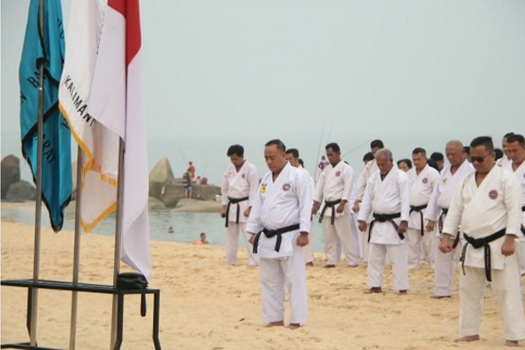 Pembinaan Berkelanjutan Dorong Prestasi Karateka INKANAS Kalbar
