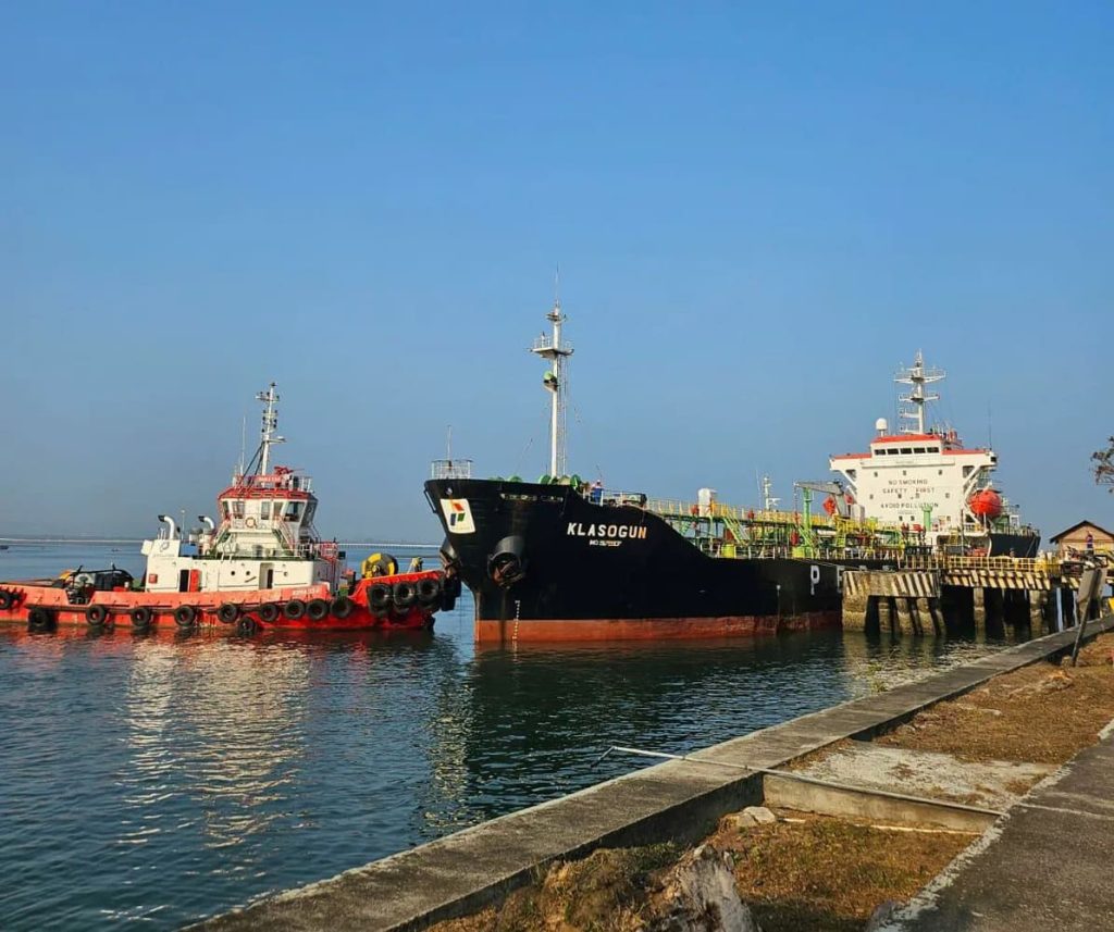 Pangkas Antrean BBM di Bali, Pemerintah Tambah Armada Kapal dan Stok Pertalite
