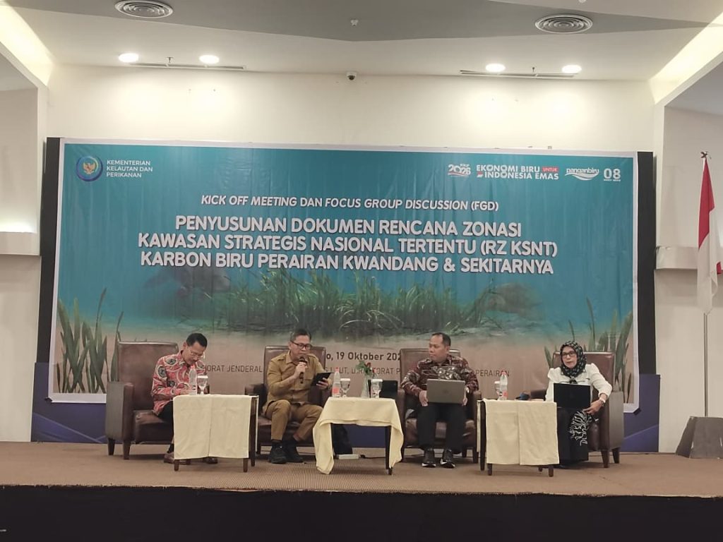 Ekosistem Padang Lamun Haadapi Ancaman Pencemaran
