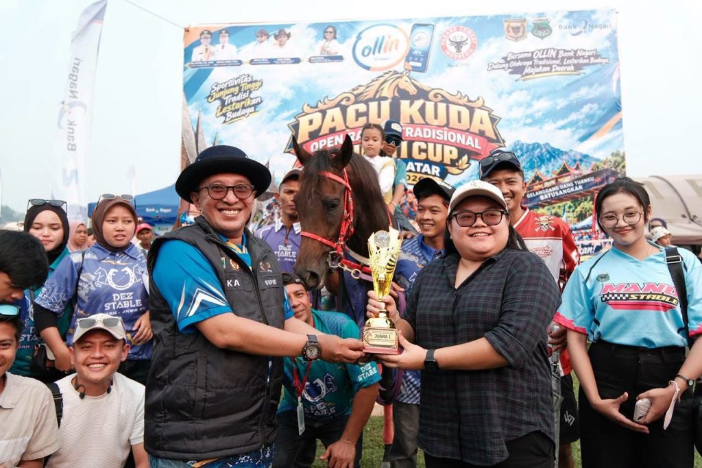 Bupati Tanah Datar: Pacu Kuda Dongkrak Ekonomi Masyarakat,