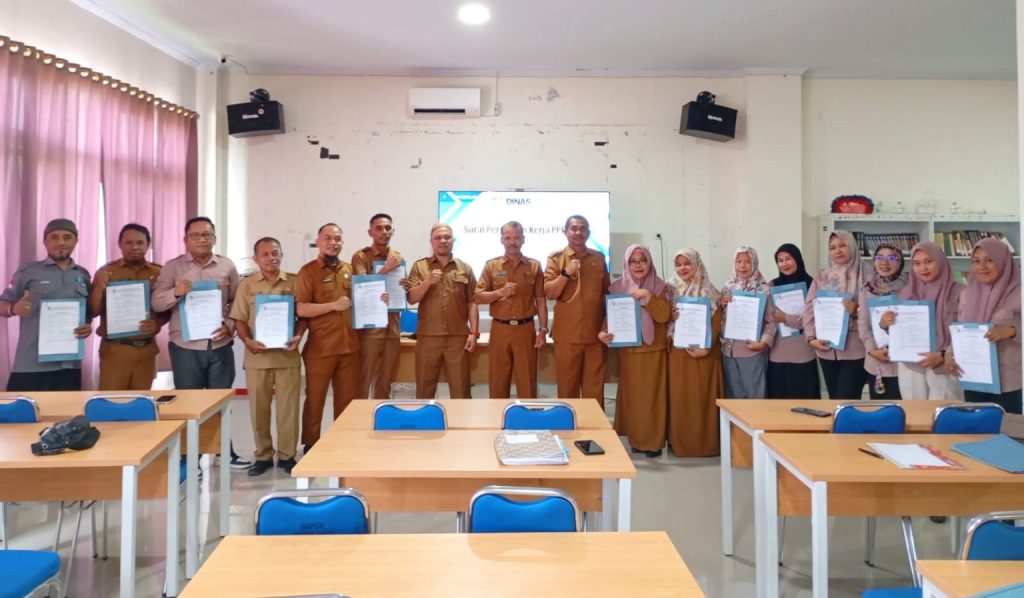 PPPK Paruh Waktu Dinas Arpus Teken Perjanjian Kerja