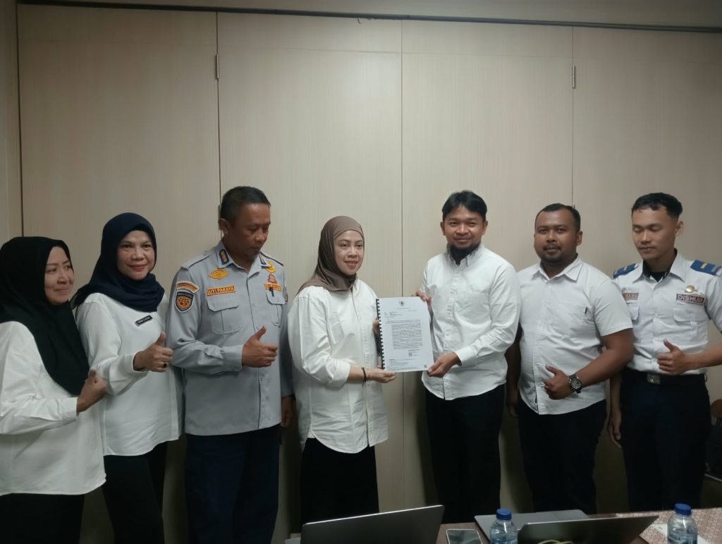 Gorontalo Usulkan Penambahan Bantuan Bus Sekolah
