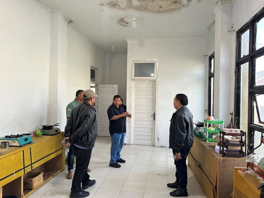 Bupati Nagan Raya Minta Mahasiswi Fokus Belajar, Kerusakan Asrama Jadi Urusan Pemkab