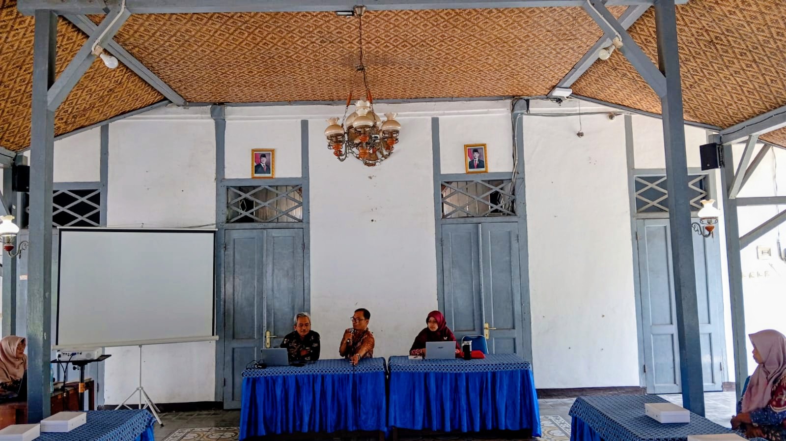 gallery