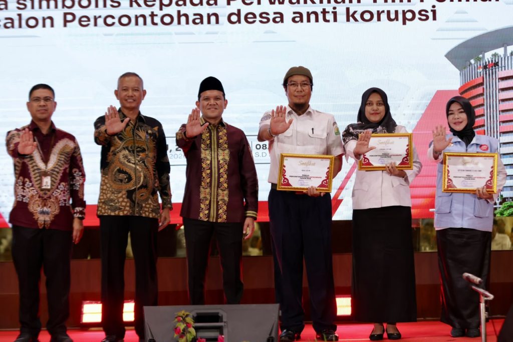 KPK Anugerahkan 15 Desa Antikorupsi di Aceh, Pengawasan Dana Desa Diperkuat