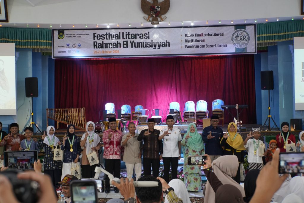 Festival Literasi Rahmah El Yunusiyyah Dorong Generasi Muda Perkuat Budaya Baca dan Pelestarian Budaya