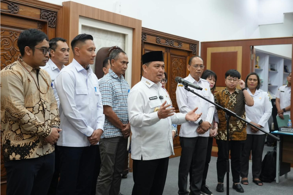 Pemprov Kalbar Perkuat Sinergi Pertamina Dan PLN Atasi Kendala Pasokan Energi