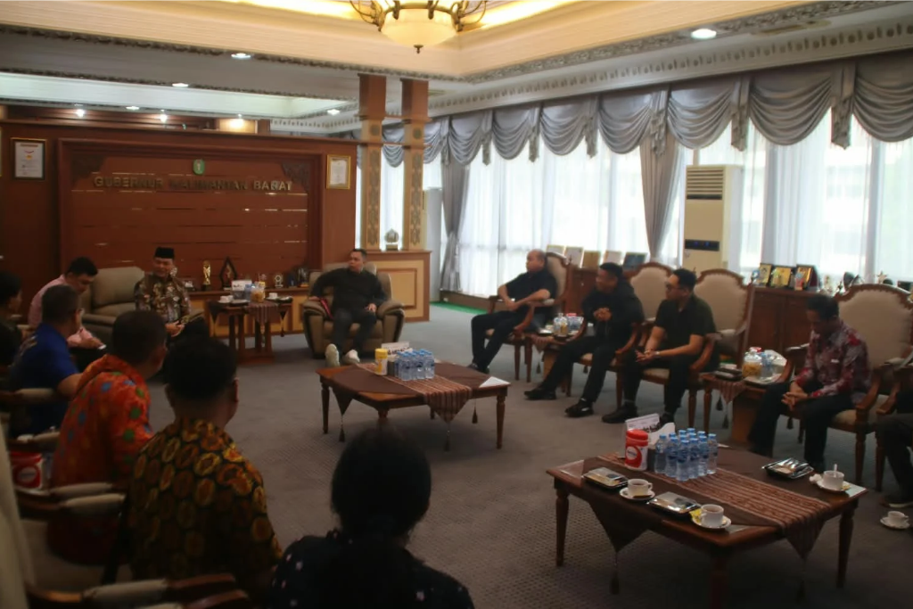 Pengabdian Tenaga Pendidik di Pedalaman Jadi Perhatian, Pemprov  Kalbar Upayakan Solusi Terbaik