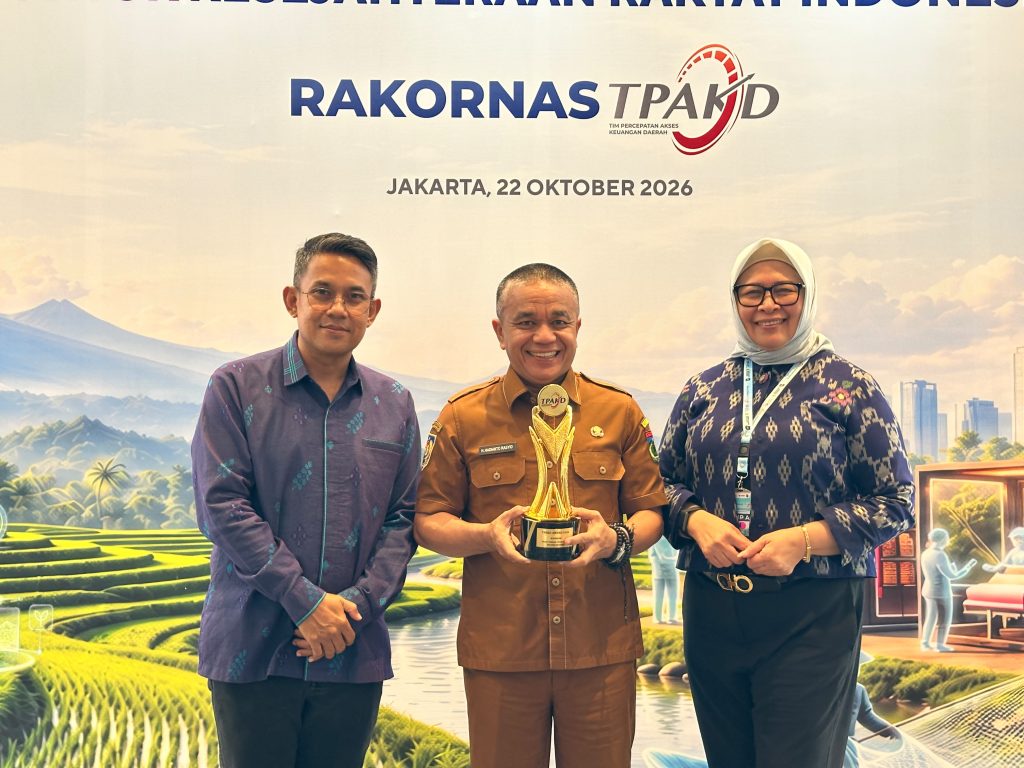 Perkuat Akses Keuangan Masyarakat, Pemkot Palu Raih TPAKD Award 2026