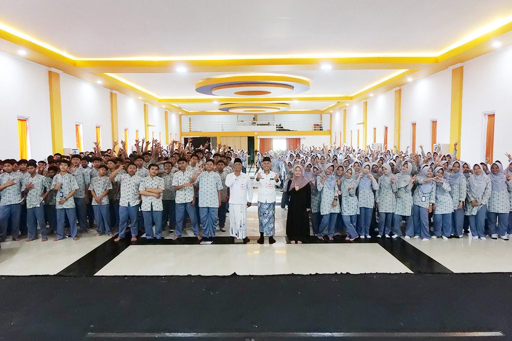 Anak Makin Dekat dengan Internet, Pemkab Lumajang Tekankan Peran Penting Orang Tua