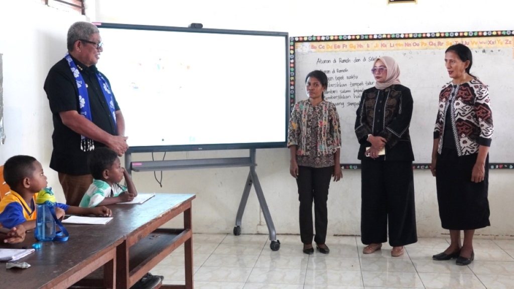 Kisah Juan Omaratan, Bocah Maluku Tenggara yang Mendapat Sekolah Gratis hingga Tamat SD