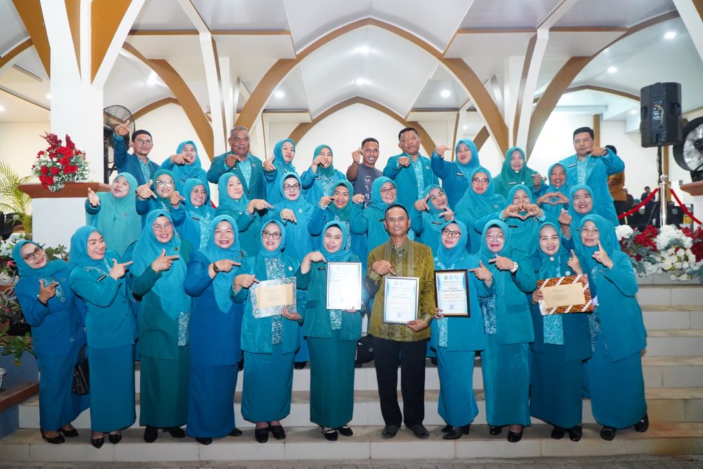 PKK Tidore Raih Dua Juara I pada HKG PKK Malut 2026