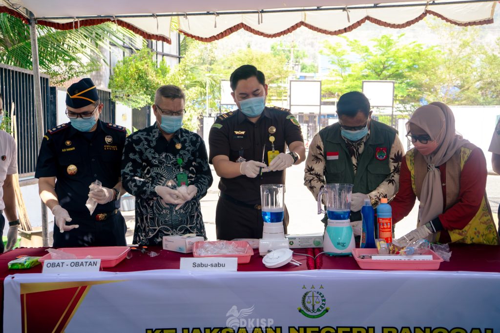 Kejari Banggai Musnahkan 405 Gram Sabu dari 16 Perkara, Perkuat Pemberantasan Narkotika