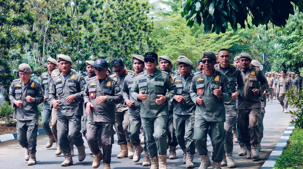 Bupati Ingatkan Satpol PP Kubu Raya Utamakan Komunikasi saat Penertiban