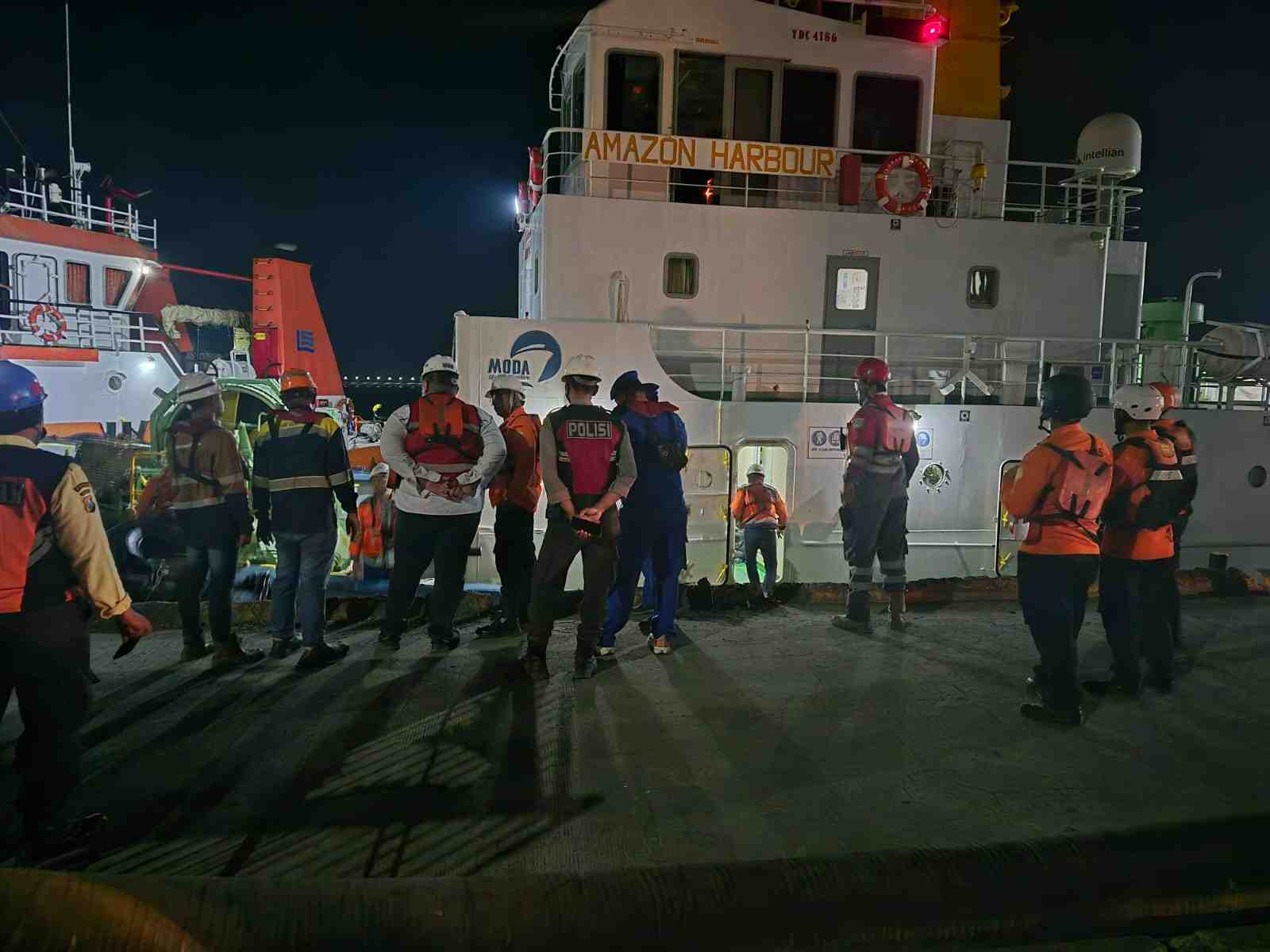 17 ABK Selamat, 1 Masih Dicari Usai MV Khatulistiwa 8 Tenggelam di Tuban