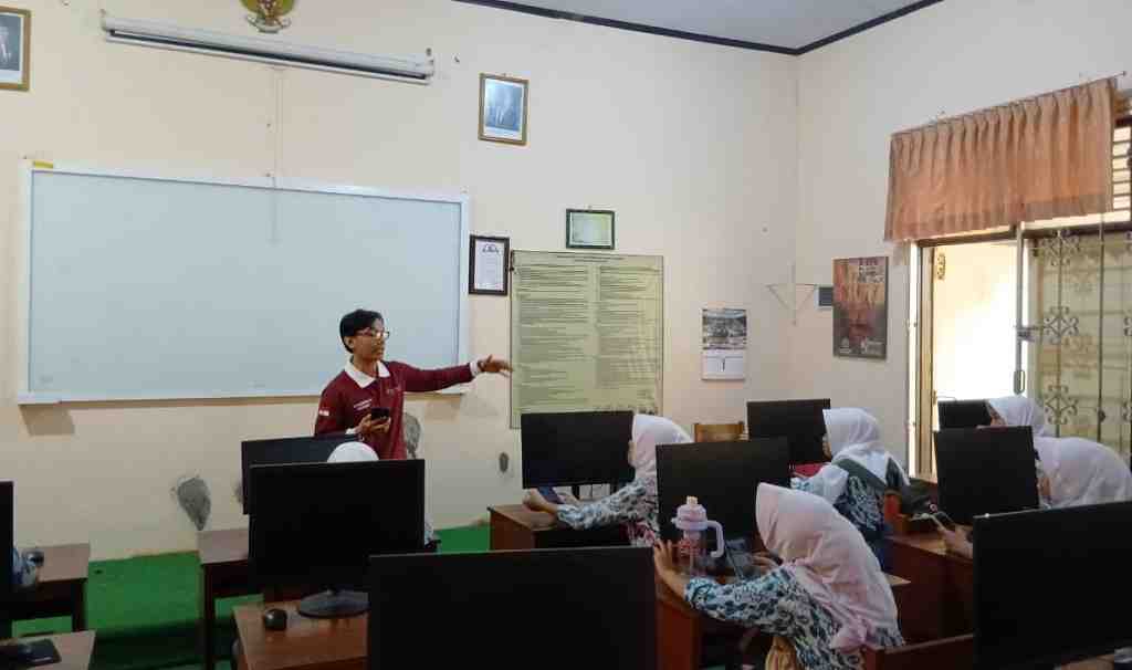 Jurnalastra SMAN 1 Bandar, Kembangkan Kreativitas Siswa