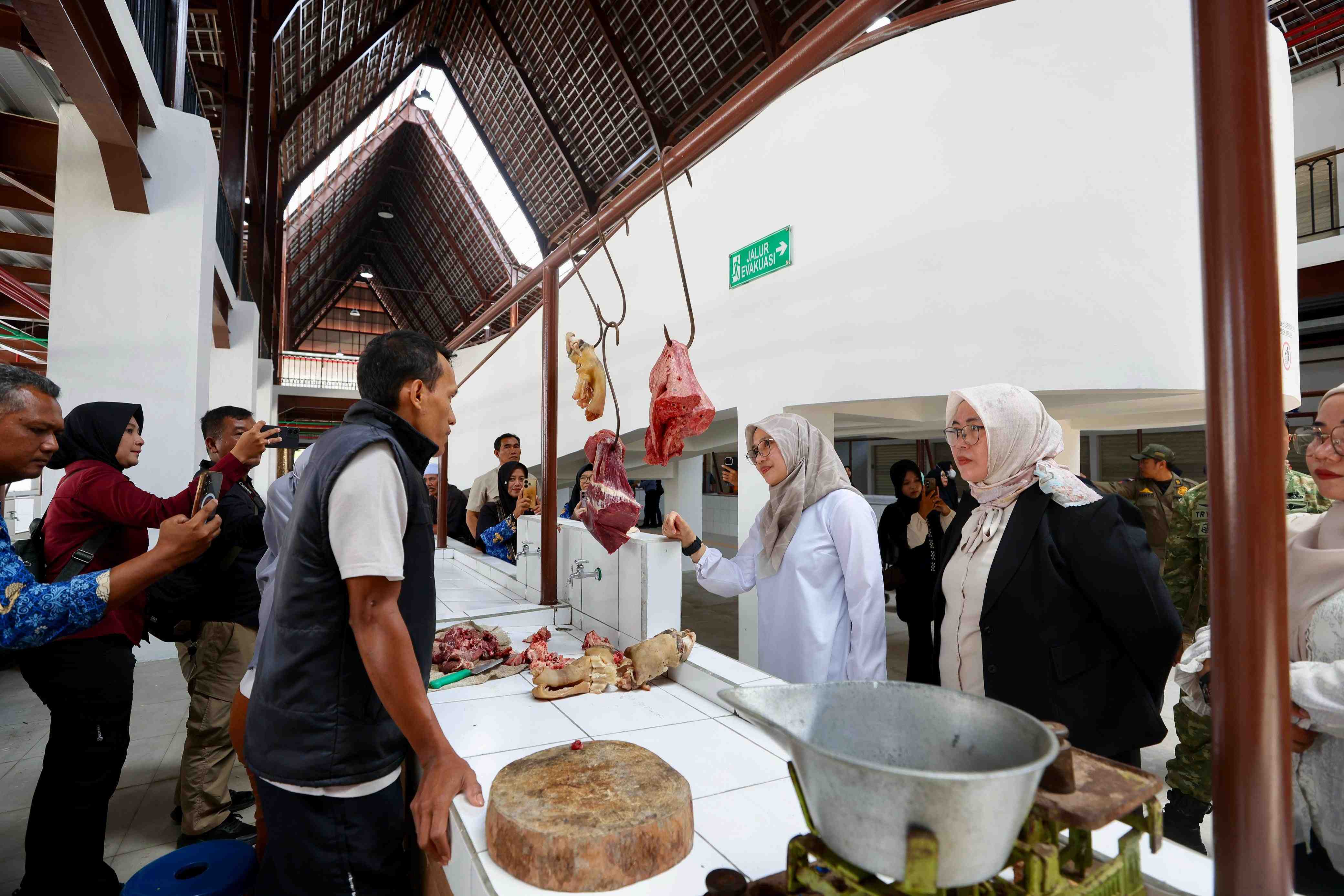 Pasar Banyuwangi Mulai Beroperasi, 560 Pedagang Tempati Lapak Baru
