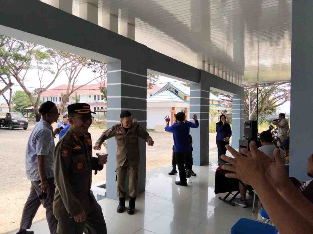 Diskumperindag Gorontalo Gelar Jumat Sehat dan Simulasi Pencegahan Kebakaran