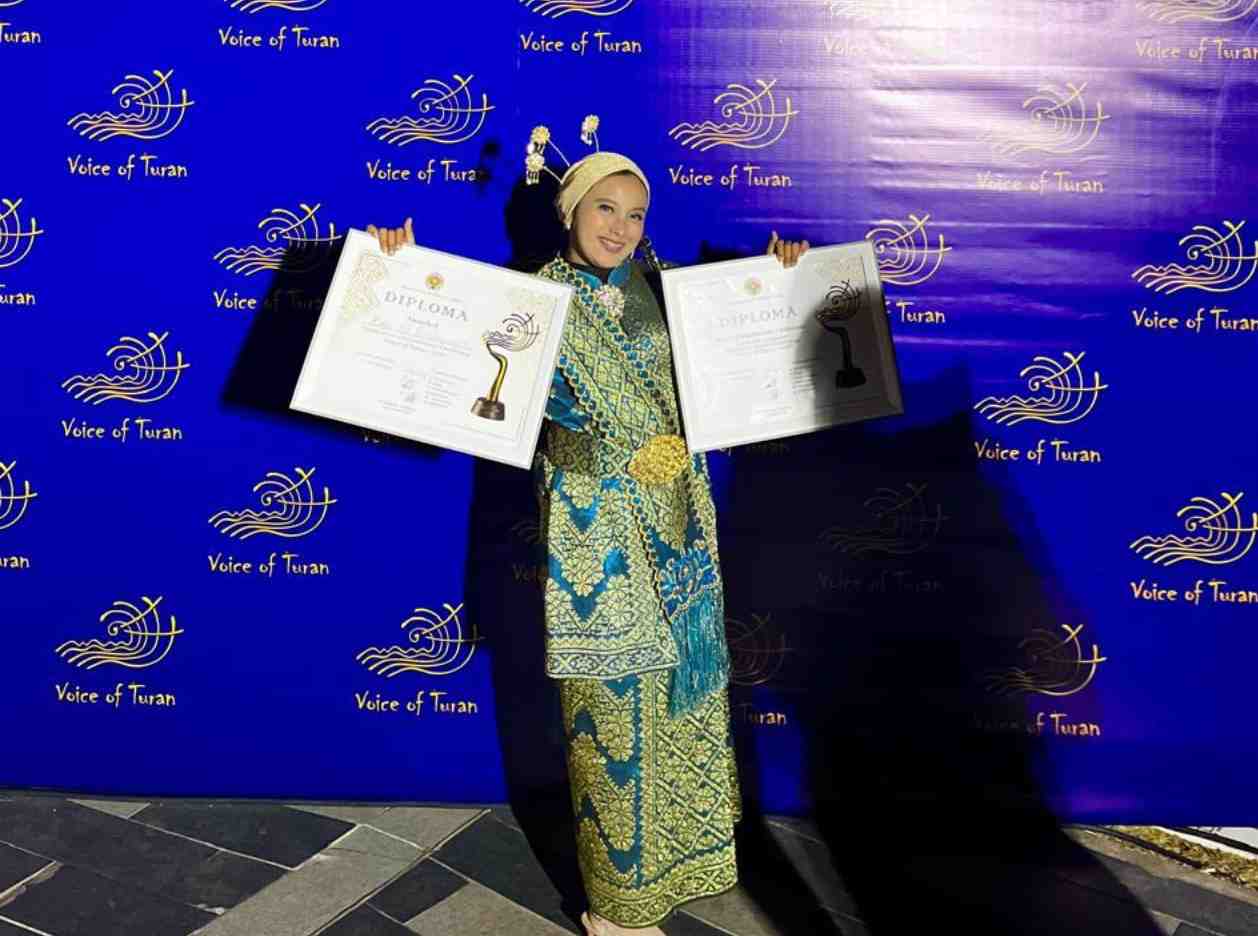 Bawakan Lagu Kazakhstan, Penyanyi Asal Riau Raih Penghargaan Voice of Turan 2026