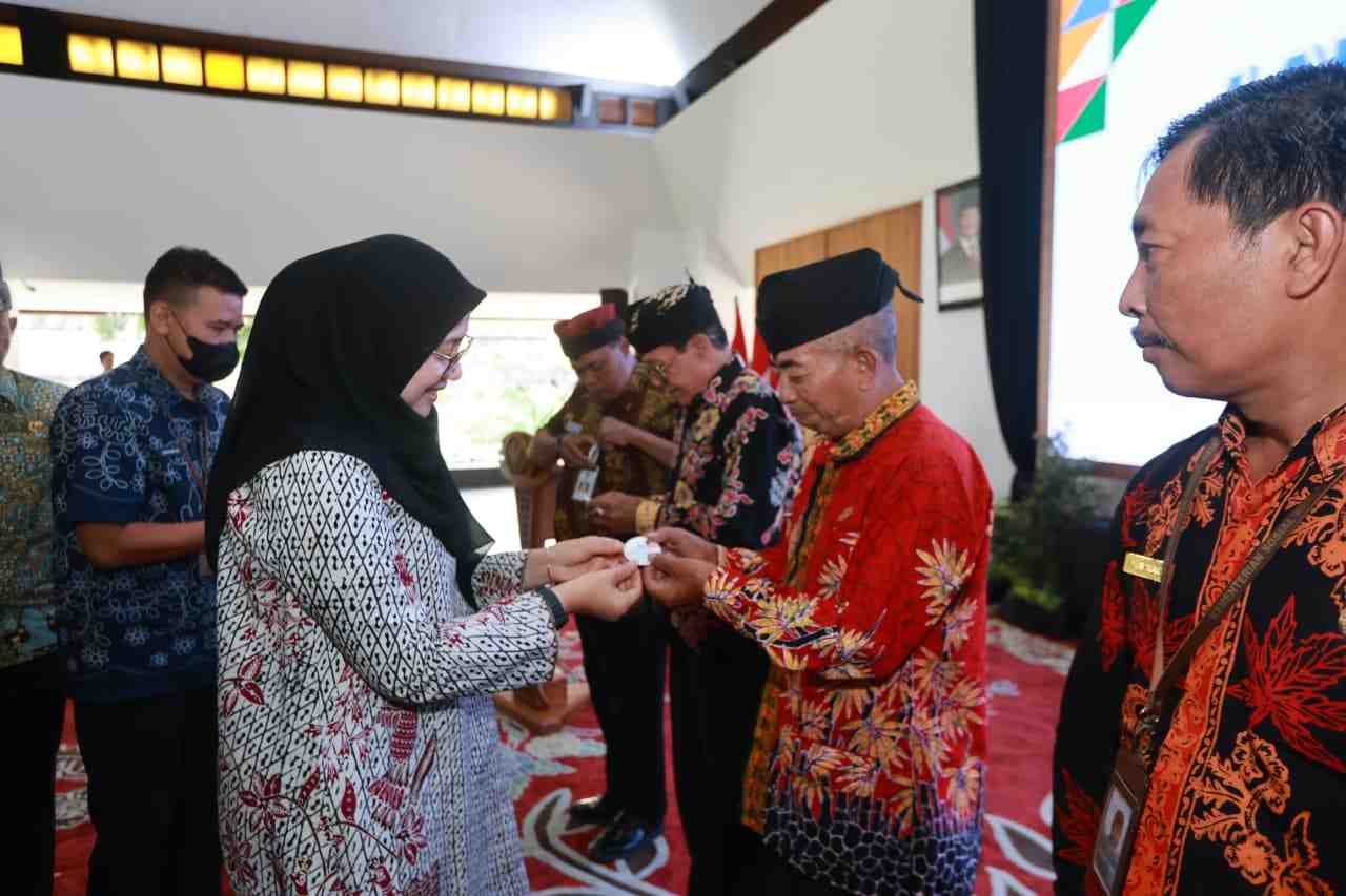 Dari Makanan hingga Alat Bantu, Teman Lansia Banyuwangi Kawal Kebutuhan Warga